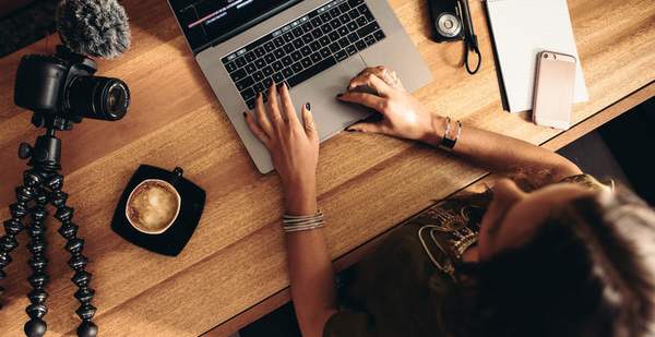 Facebook视频怎么下载？两种方法教你轻松搞定