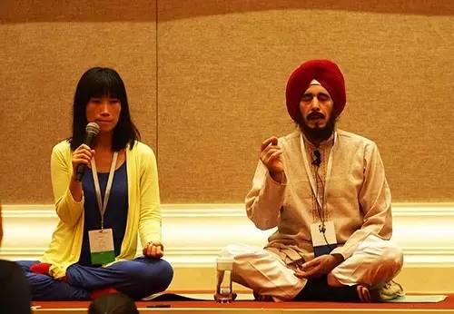 瑜珈下载_Tiwariji大师呼吸控制法_瑜伽文摘瑜伽课程