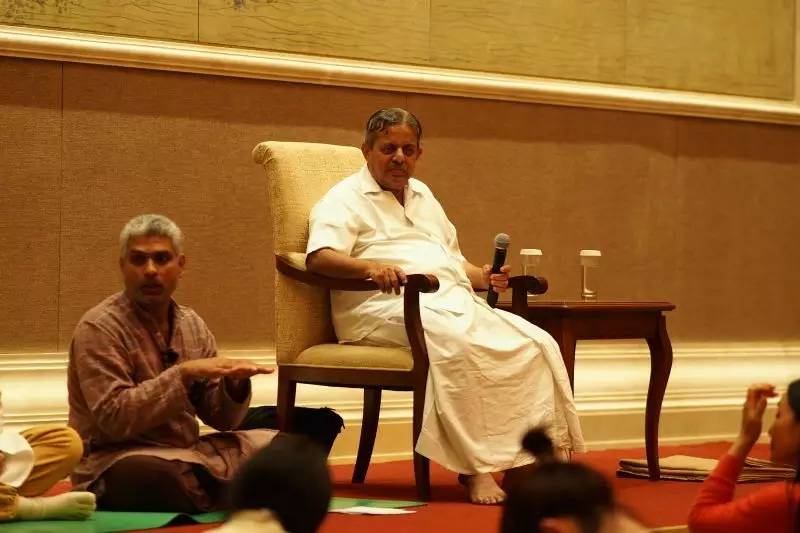 Tiwariji大师呼吸控制法_瑜伽文摘瑜伽课程_瑜珈下载