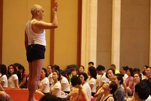 Tiwariji大师呼吸控制法_瑜珈下载_瑜伽文摘瑜伽课程